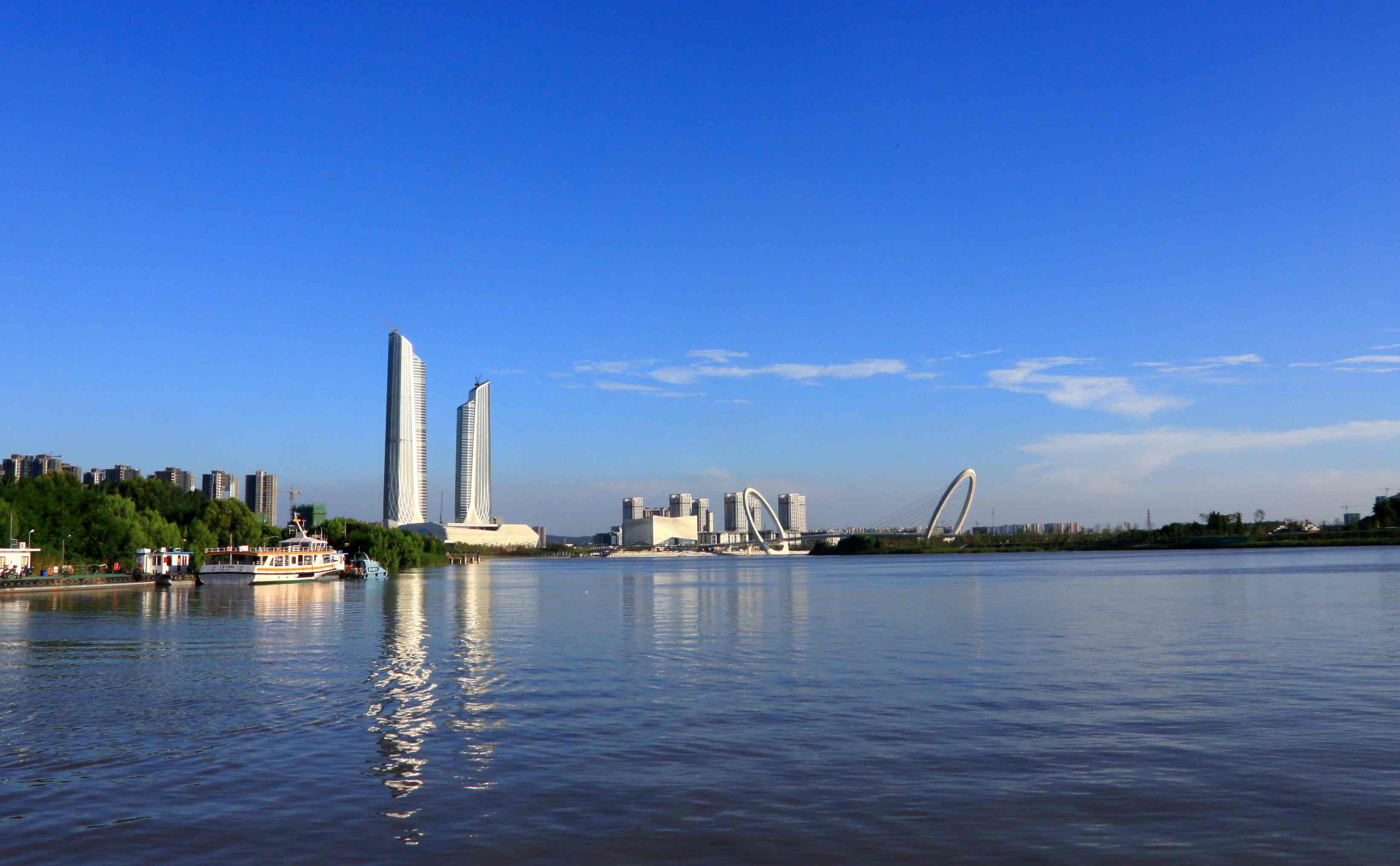 �������� ��ѩ��/�z