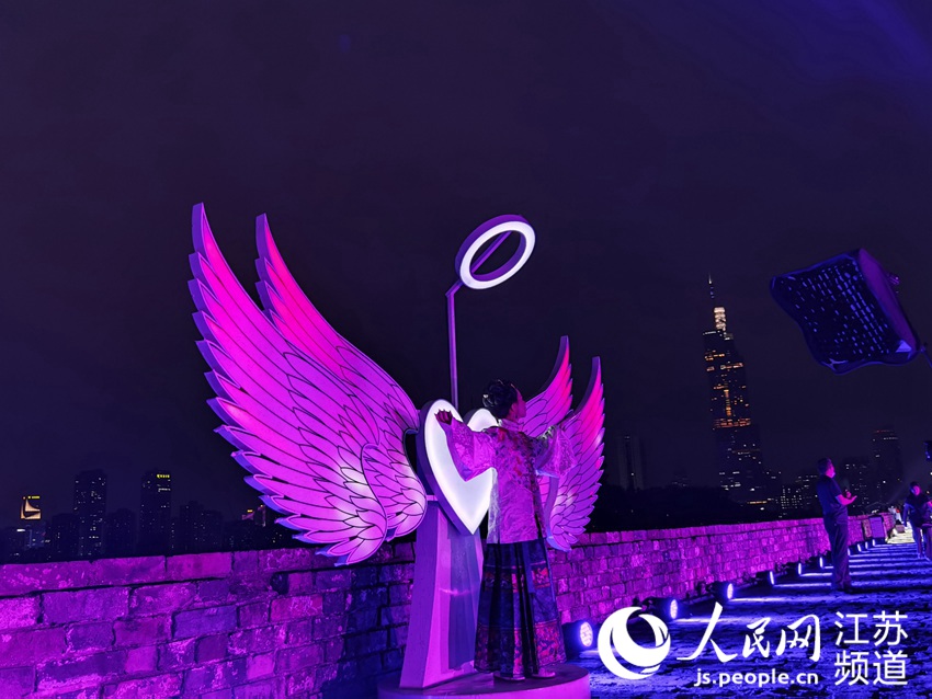 �οʹ�����   ����z