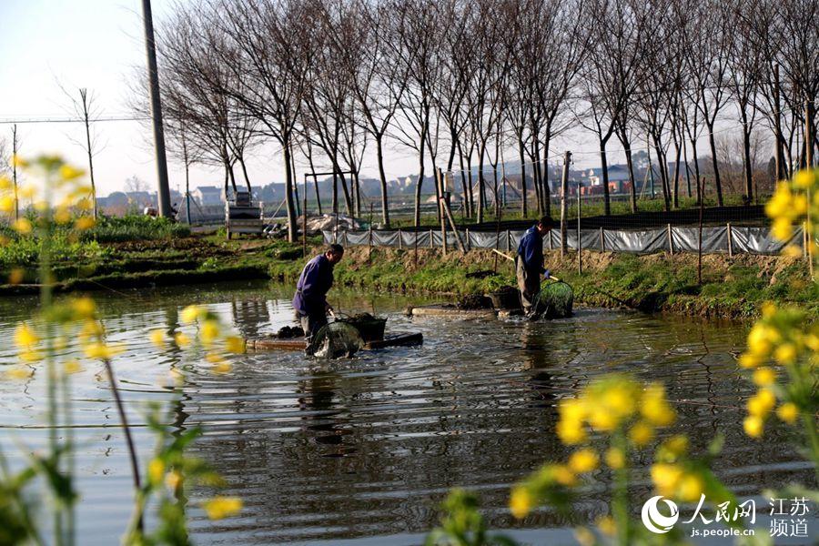 �Ͼ��иߴ��^(q��)��Ϫ�ֵ���Ϫ��ˮ���������������ի@��ѿ���ߕ�ƽ�z