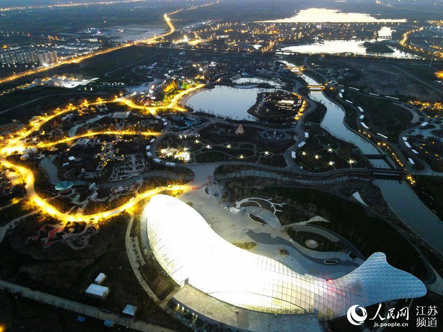 ҹĻ�µć��H�^�q��һ�l�������ϵ����z