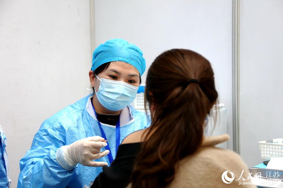 ԓ���нӷN�c(di��n)�����ˆT�ɽ����^(q��)��(n��i)8����^(q��)�l(w��i)������(w��)�����A(y��)���ӷN�T�\�t(y��)�o(h��)�ˆT���{(di��o)�M���� ����W(w��ng) ������z