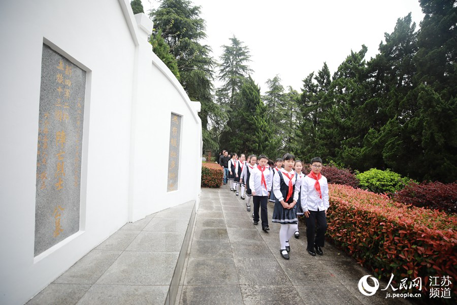 �tɫ��������ÿһ̎����ӡ�E����������ʿ�ĺ�ˮ�c�rѪ���罨�i�z