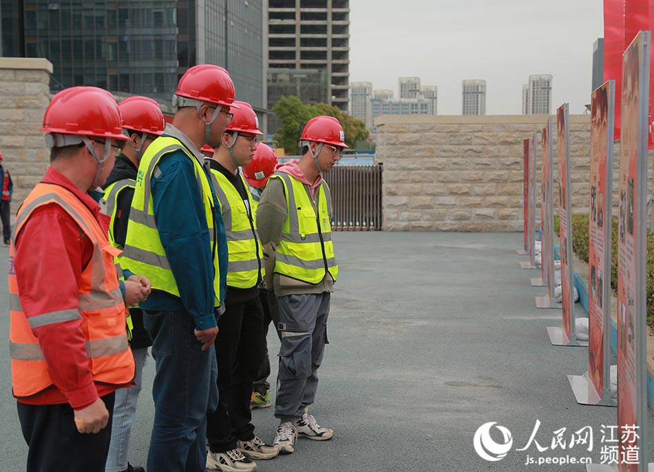 ���(d��ng)�F(xi��n)��(ch��ng)߀�O(sh��)��������(d��ng)�hʷ�^������(qi��ng)�������˂���(du��)�hʷ������������W(w��ng) �R�c�c�z