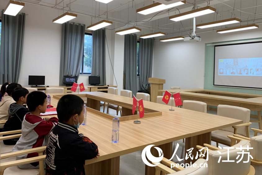 ���ֵֽ����D