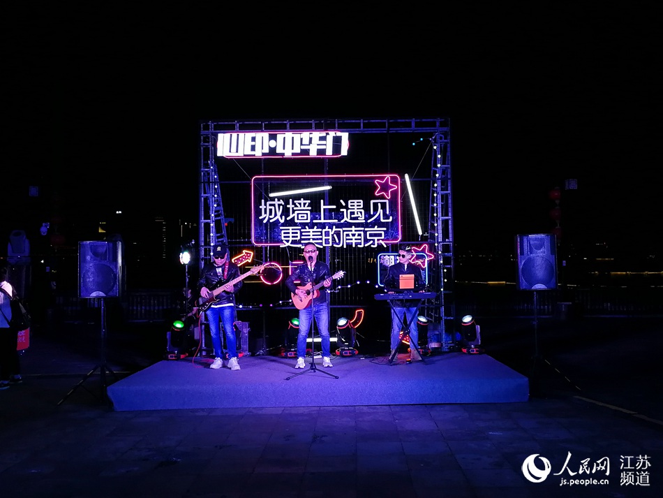 10�f�˴Σ�����һ�������Ͼ��ǉ�ӭ�������߷������ܔz