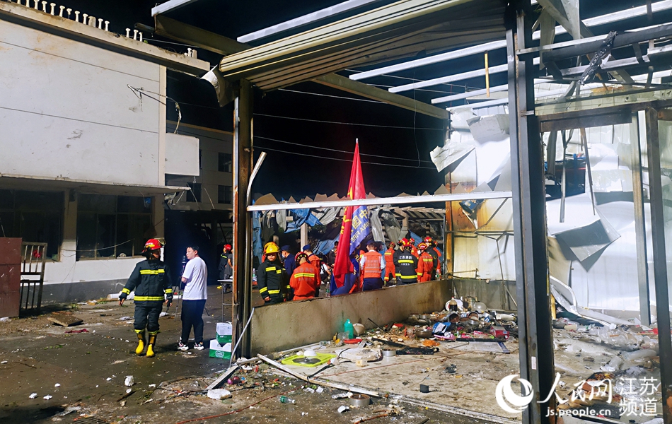 ����W(w��ng)ӛ��̽�L�K�݅ǽ������L(f��ng)��(z��i)��F(xi��n)��