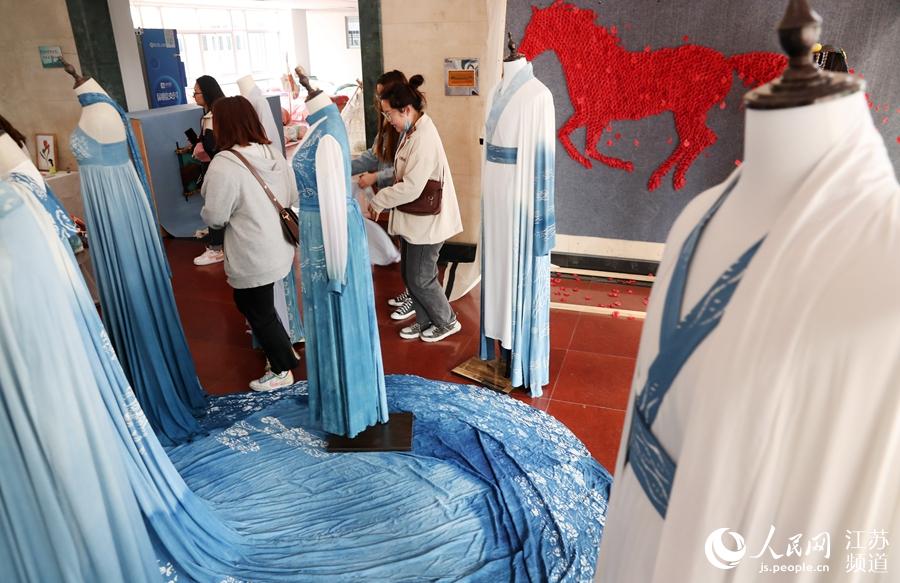 Ⱦ���O(sh��)Ӌ��Ʒ���S��܊�z