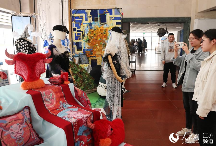 �Ҽ���Ʒ���S��܊�z