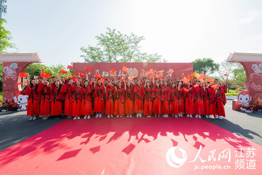 ���w��Y�F(xi��n)��������?c��i)z