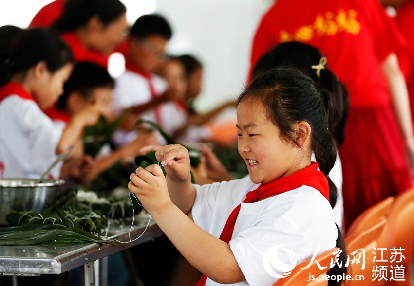 30�������،W(xu��)�����ώ�ָ��(d��o)�°��������S�����z