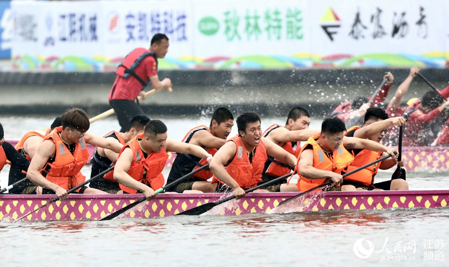 ��ِ�����M(j��n)�����(qi��ng)�z