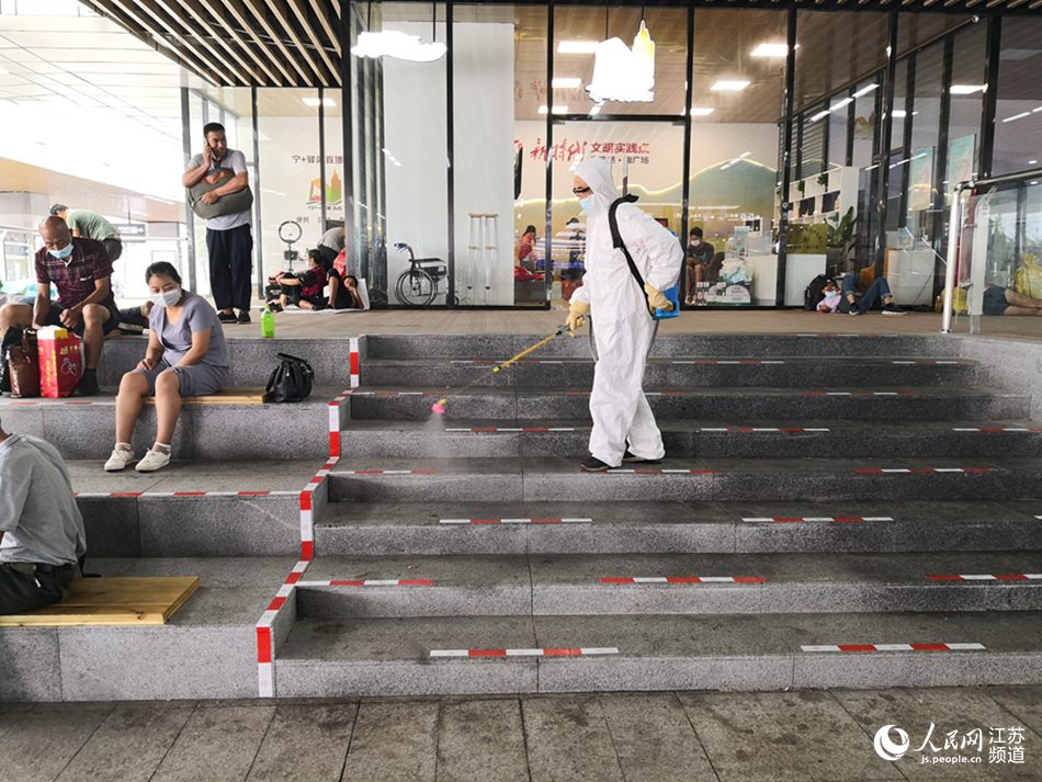 �����ˆT�����M(j��n)������������W(w��ng) �R�Բ��z