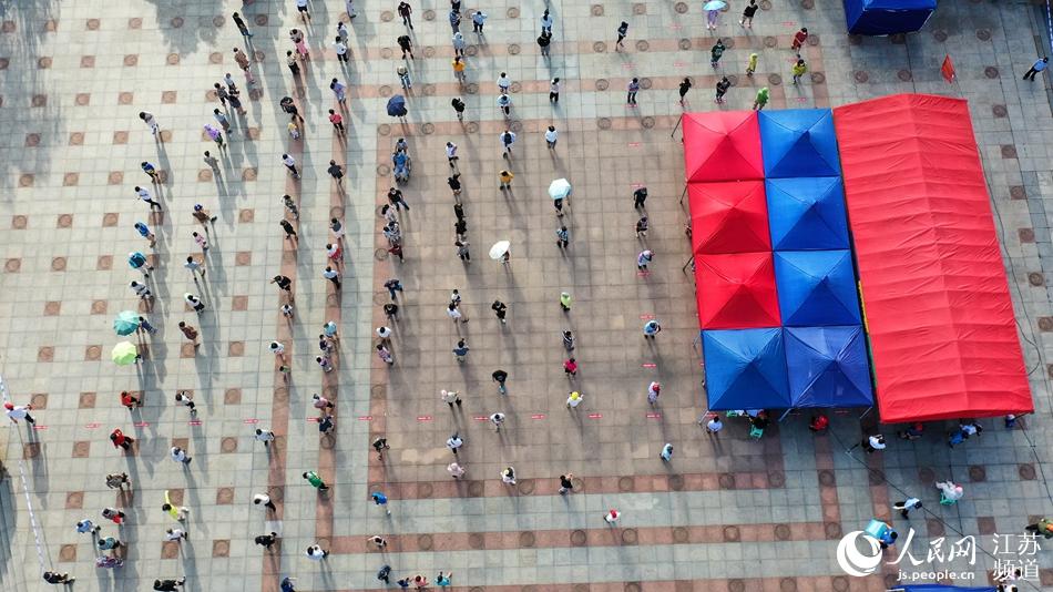 ���ĺ���z�y�F(xi��n)�����R���V�z