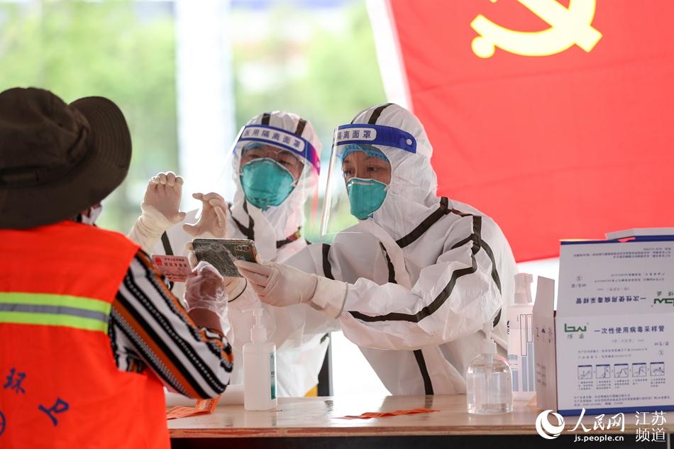 �����ʾ�����C���ٽ��ܺ���ɘӡ��R���V�z