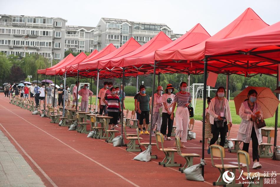 �������򱣳�һ�װ�ȫ���x���R���V�z