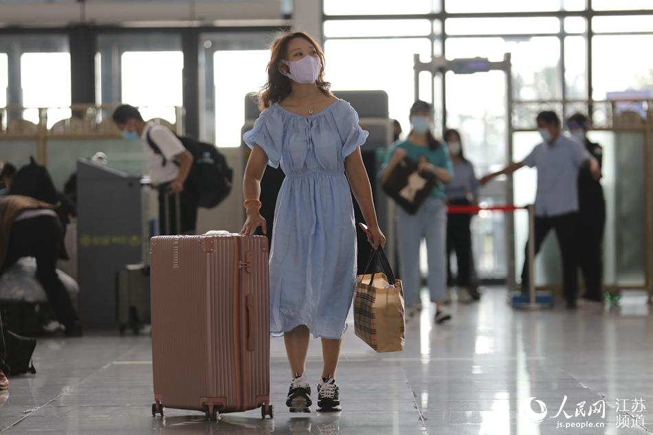 �˿���������M(j��n)���܇��d����׿���z