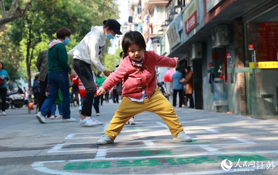 ��ͯ�����ĸ��������Α��������^(q��)ί���������D