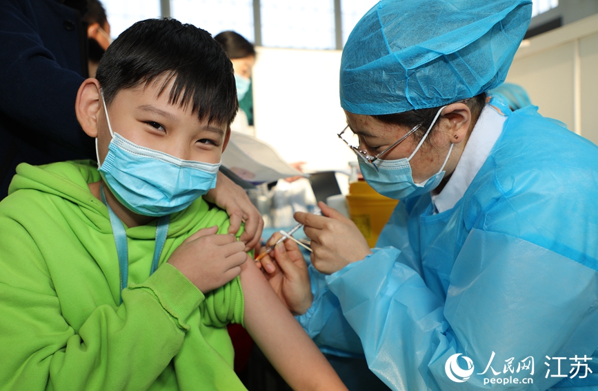 �ڸ����h�w���^�¹�����ӷN�c(di��n)��С�����ڼ��L(zh��ng)��������M(j��n)������ӷN�� ��z