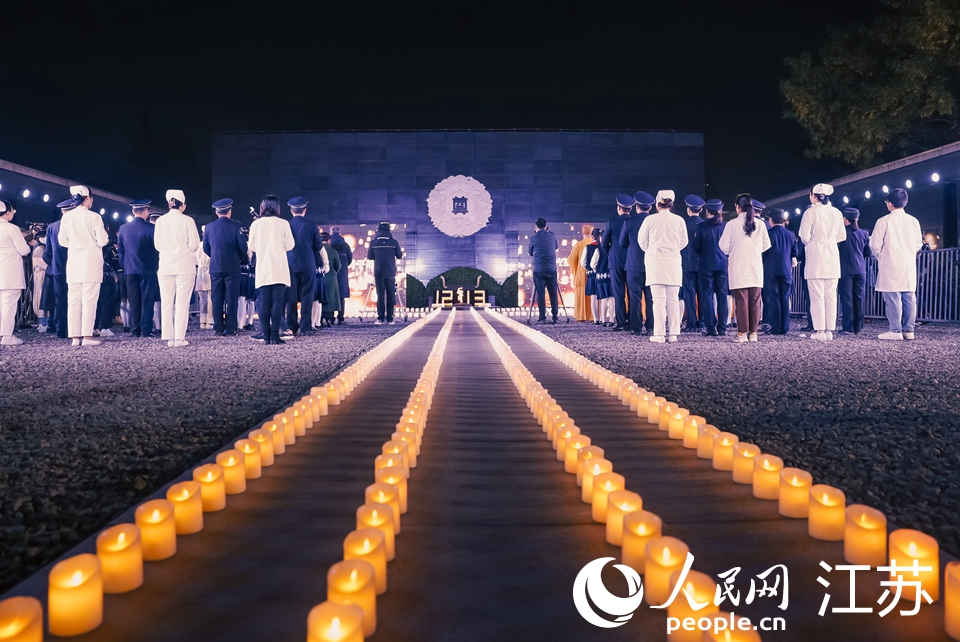 �Ͼ��B�m(x��)13���e�С��T����� ��ο������Ը��ƽ�����A��܊�Ͼ����������yͬ���o(j��)���^���D