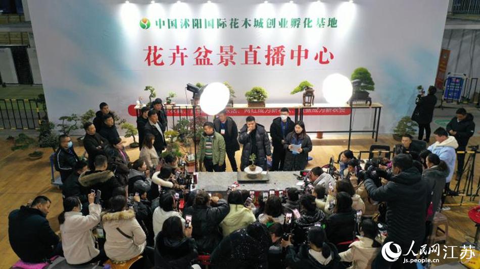 ����ͨ�^ֱ�����u����ʽ�N���辰�����A���z