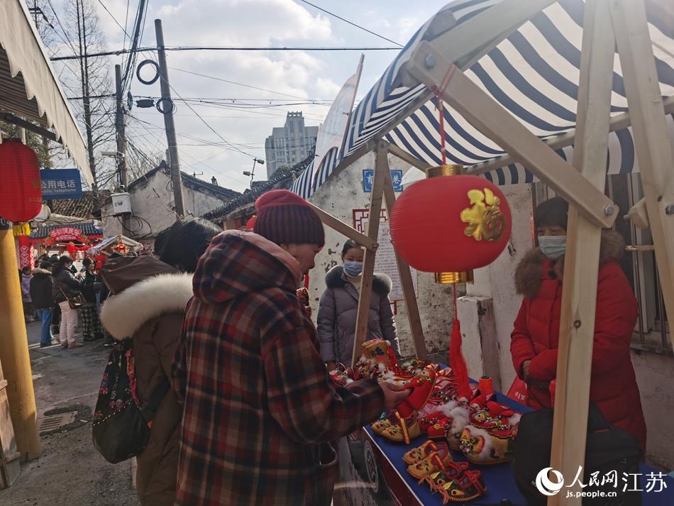 һ����������ͨ���z�����^Ь����λǰ�þò�Ը�x�_������W(w��ng)ӛ�� ���^���z