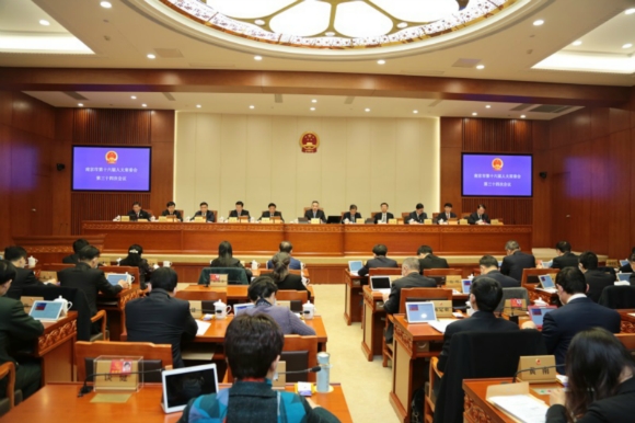 2021年12月29日至30日，市十六屆人大常委會第三十四次會議審議通過《條例》。肖日東 攝