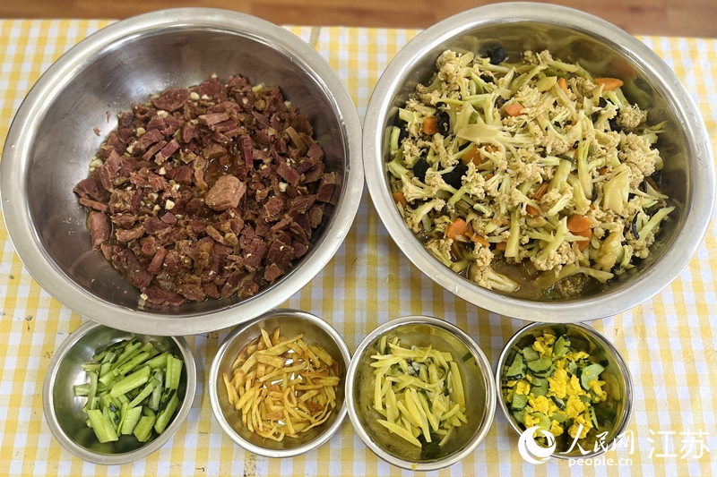 �����������������o�z