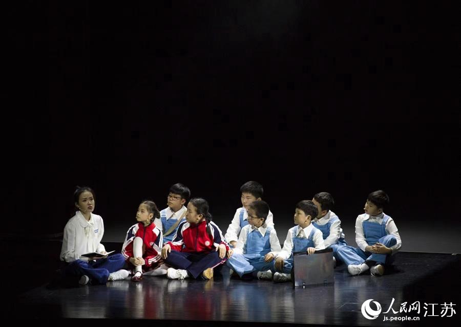 �@��һ�����o���ӿ�����Ʒ�����ˌ��I(y��)�݆T��߀��25���°�С�W(xu��)�W(xu��)�����c�ݳ����o�����z