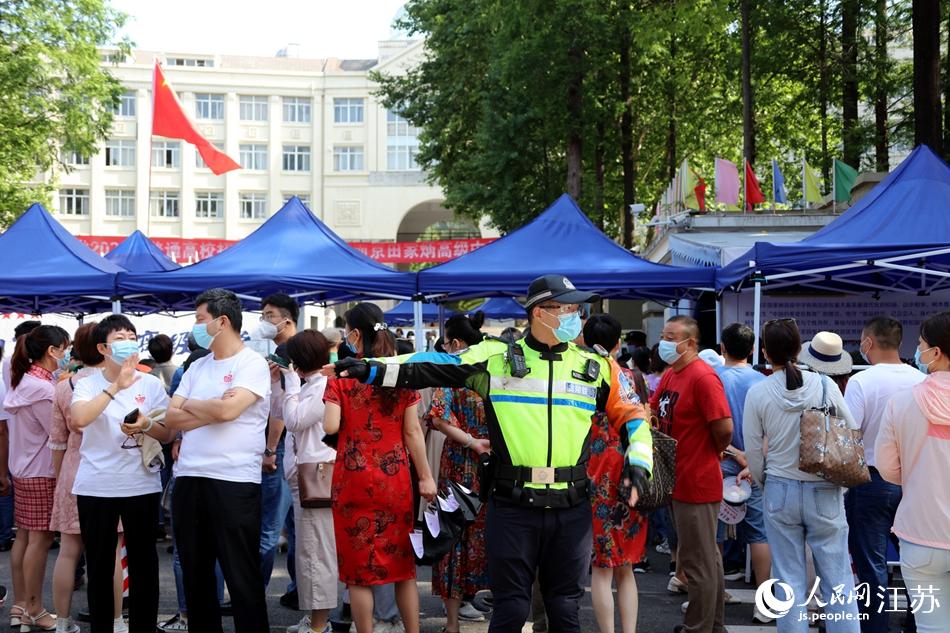 �������Ͼ���ұ��ЌW(xu��)���c(di��n)����ָ�]��ͨ������W(w��ng) ������z