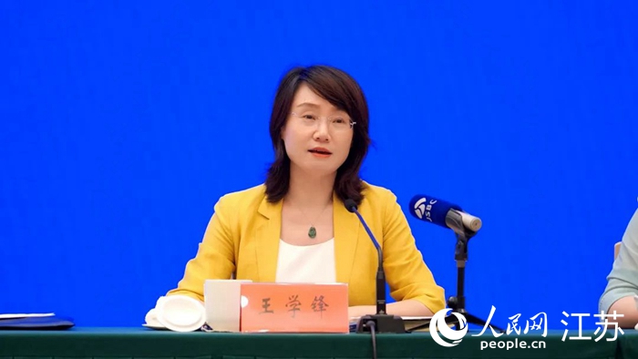 ���Kʡס���ͳ��l(xi��ng)���O(sh��)�d���d�L(zh��ng)���W(xu��)�h�ڴ�ӛ�߆�(w��n)��ͯ�Ĕz