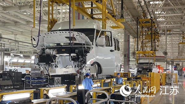 �Ͼ����S����܇���޹�˾���a(ch��n)܇�g���S��Դ�z