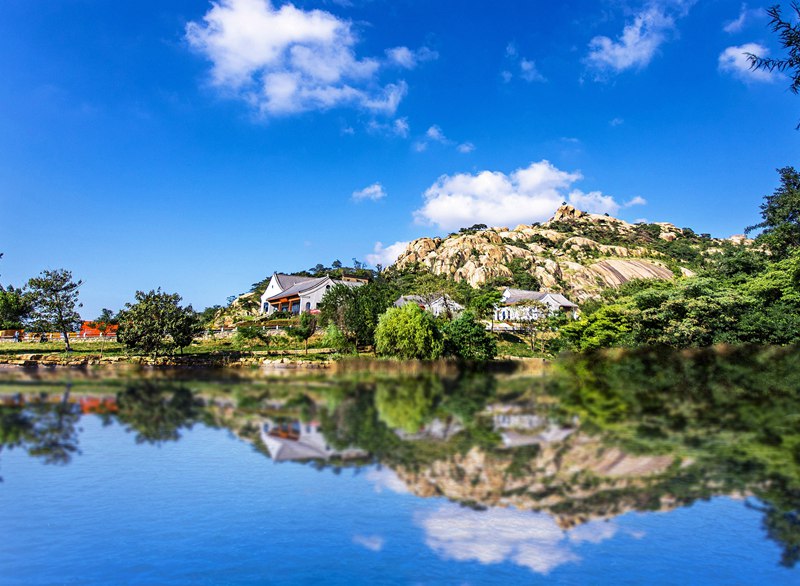 掩映于綠水青山間的朐山書院。丁躍進(jìn)攝
