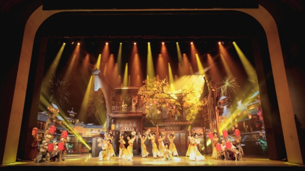 《大運(yùn)揚(yáng)州—琴鶴同鳴》演出現(xiàn)場(chǎng)。孟德龍攝