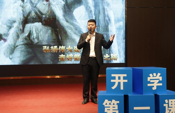 “靖聽理響”宣講團(tuán)成員作宣講。顧怡涵攝