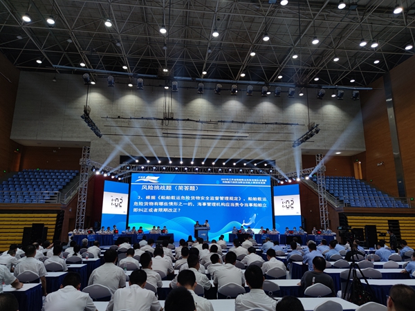 圖為大賽團體競賽現(xiàn)場。陳煒杰攝