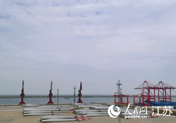 通州灣新出??趨嗡钠鸩礁蹍^(qū)。人民網(wǎng)記者王繼亮攝