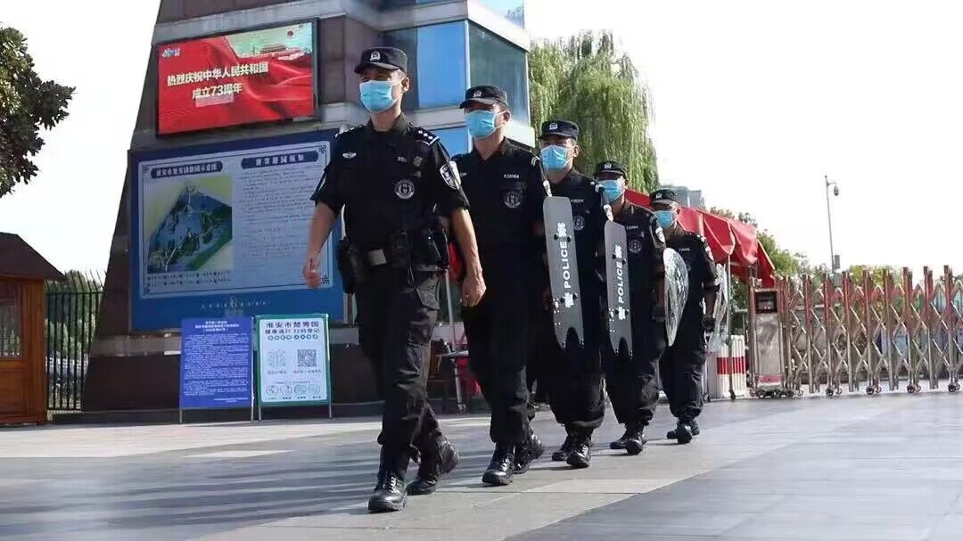 基層巡防警力常態(tài)化開展巡邏防范?；窗彩泄簿止﹫D