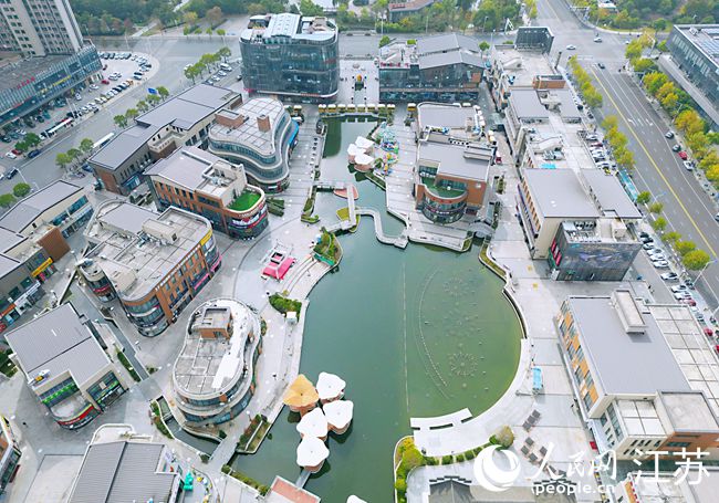 “水街19點樂享南通州”演出現(xiàn)場。人民網(wǎng)記者 王繼亮攝