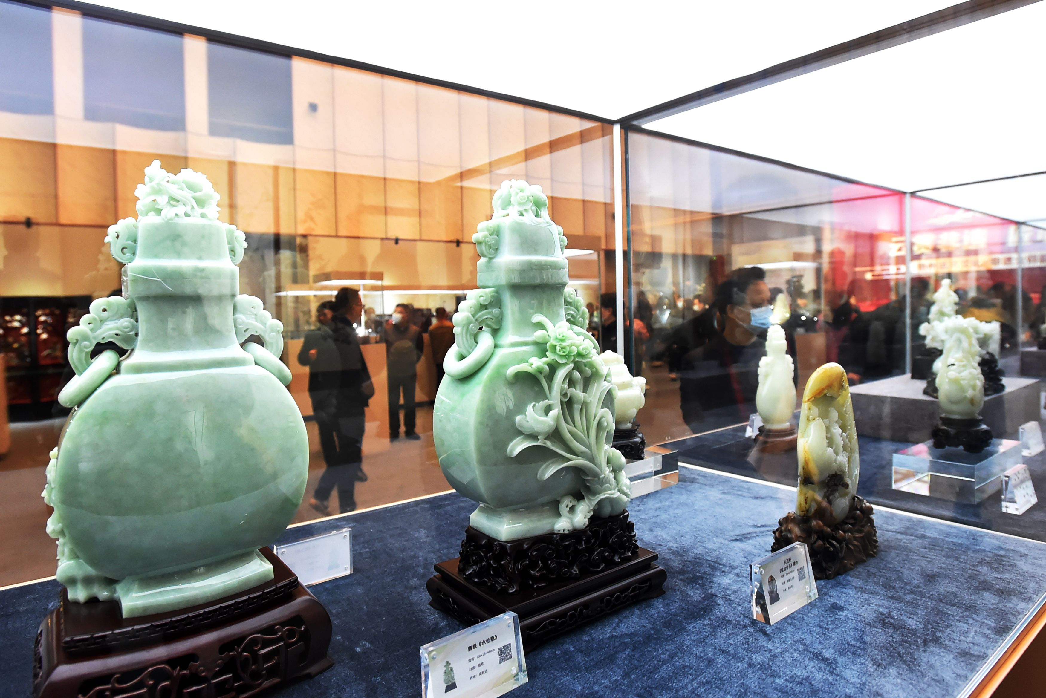 揚州運河文化非遺大師精品展開展。 莊文斌攝