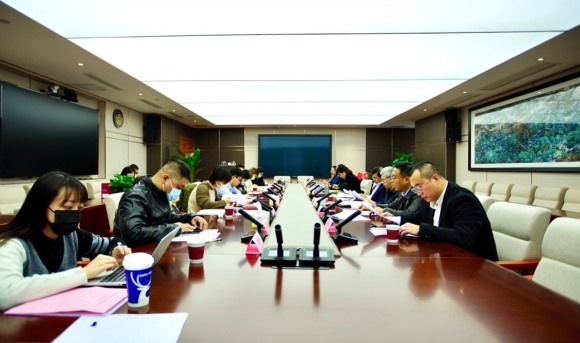 會(huì)議現(xiàn)場。嵇刊攝