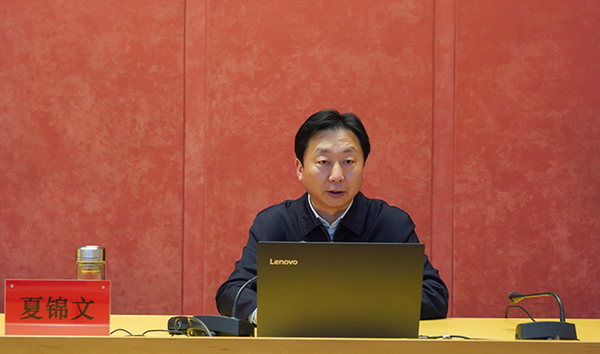 江蘇省委宣講團(tuán)成員夏錦文作專題宣講。魯茂亮攝
