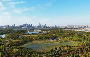 人民網頭條丨江蘇南通：滄桑巨變處 青綠江山圖走在親江棧道上，看五山競秀、大江奔流，令人心潮澎湃。在邁向現(xiàn)代化新征程上再來一次“滄桑巨變”，南通期待著，奮斗著！【詳細】