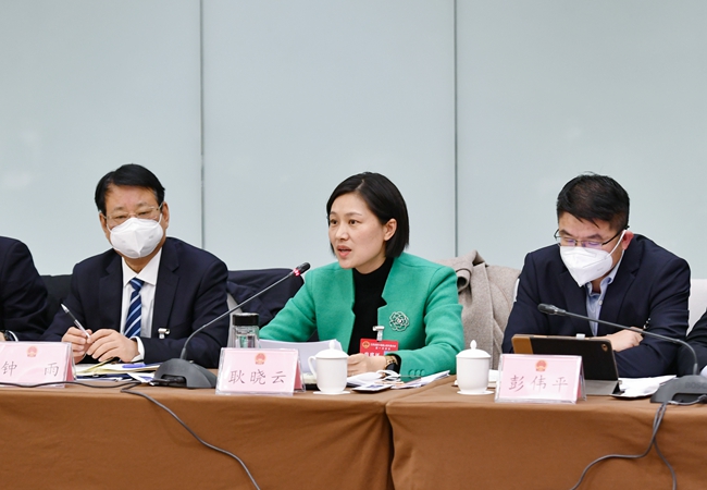 江蘇省人大代表，宿遷市泗洪縣委副書記、縣長耿曉云。郭帥奇攝