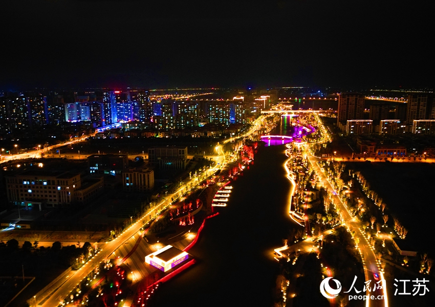 如東繞城河夜景。人民網(wǎng)記者 王繼亮攝