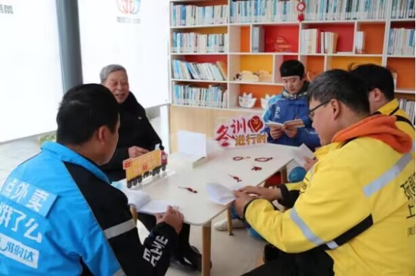 理論宣傳現(xiàn)場(chǎng)。張家港經(jīng)開(kāi)區(qū)供圖