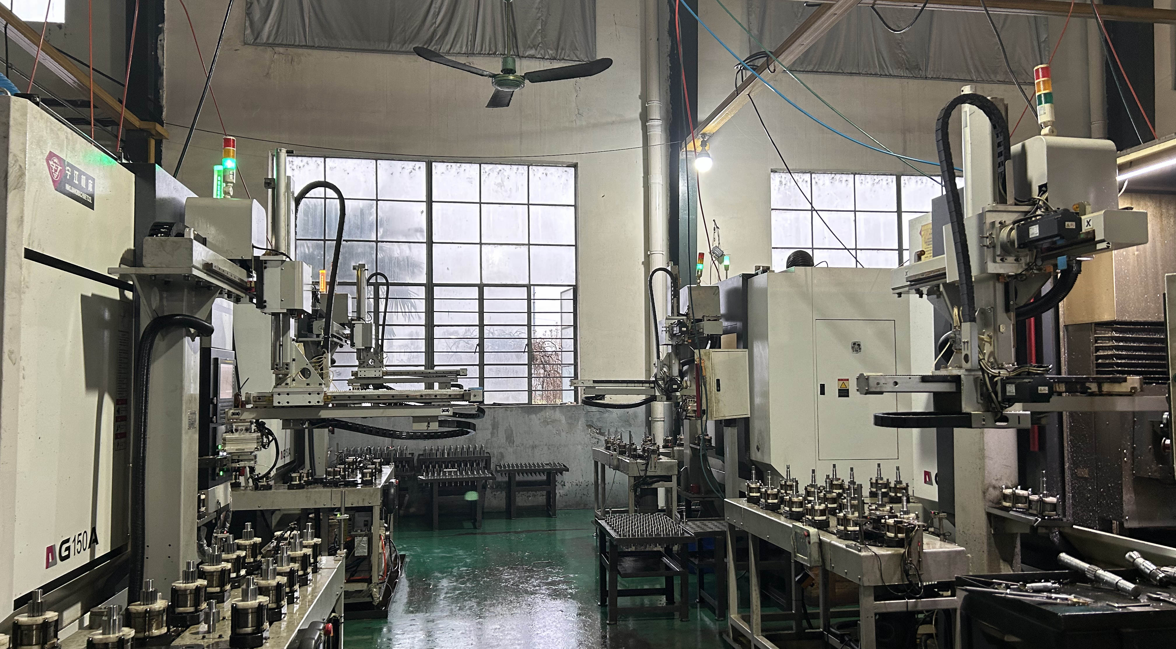 江蘇興達(dá)公司智能化生產(chǎn)線