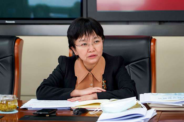 全國(guó)政協(xié)委員、省政協(xié)副主席、廳長(zhǎng)周嵐作交流發(fā)言