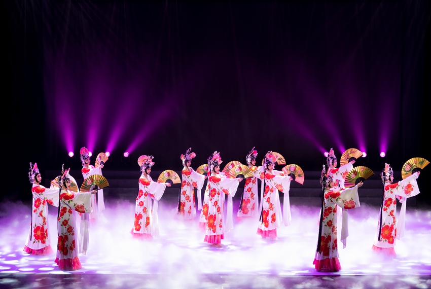 圖為演出現(xiàn)場。魏星攝