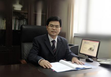 李洪波。圖片來自江蘇大學(xué)官網(wǎng)