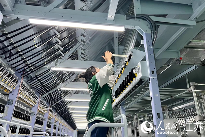 臺華錦綸（一期）PA66項目車間。人民網記者 馬曉波攝
